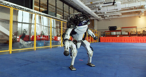Невероятный танец роботов из Boston Dynamics