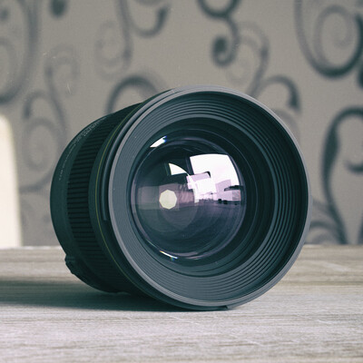 Nikon Lens