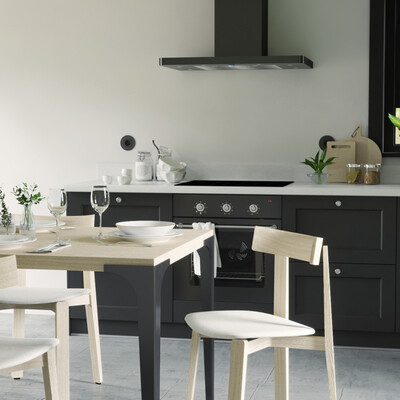 Black kitchen