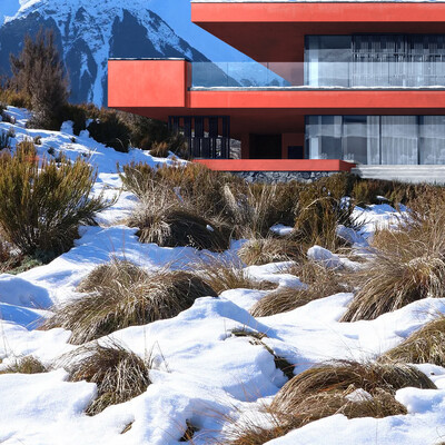 RED HOUSE