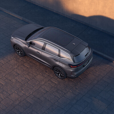 T7 | Full CGI